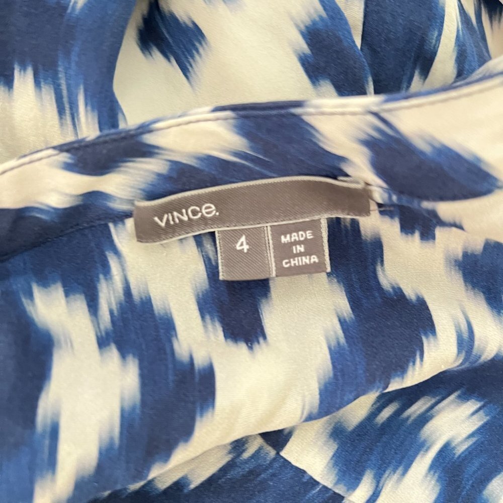 Vince Silk Ikat Print Blouse Blue White Size 4 - Picture 4 of 7